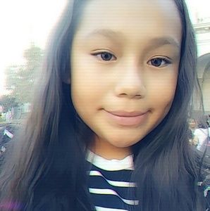 Meet your Posher, Esmeralda